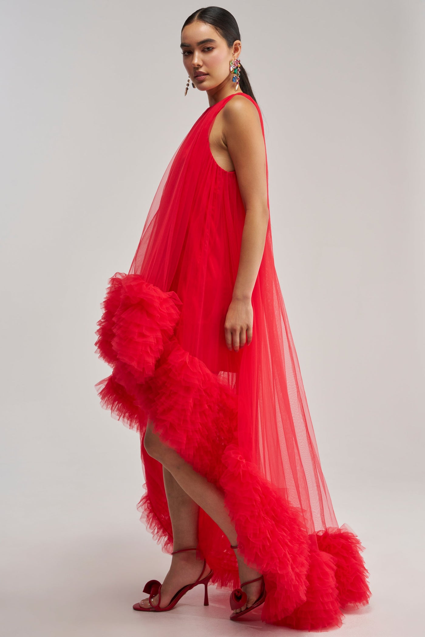 ARI TULLE RUFFLE HIGH LOW MINI DRESS IN RED