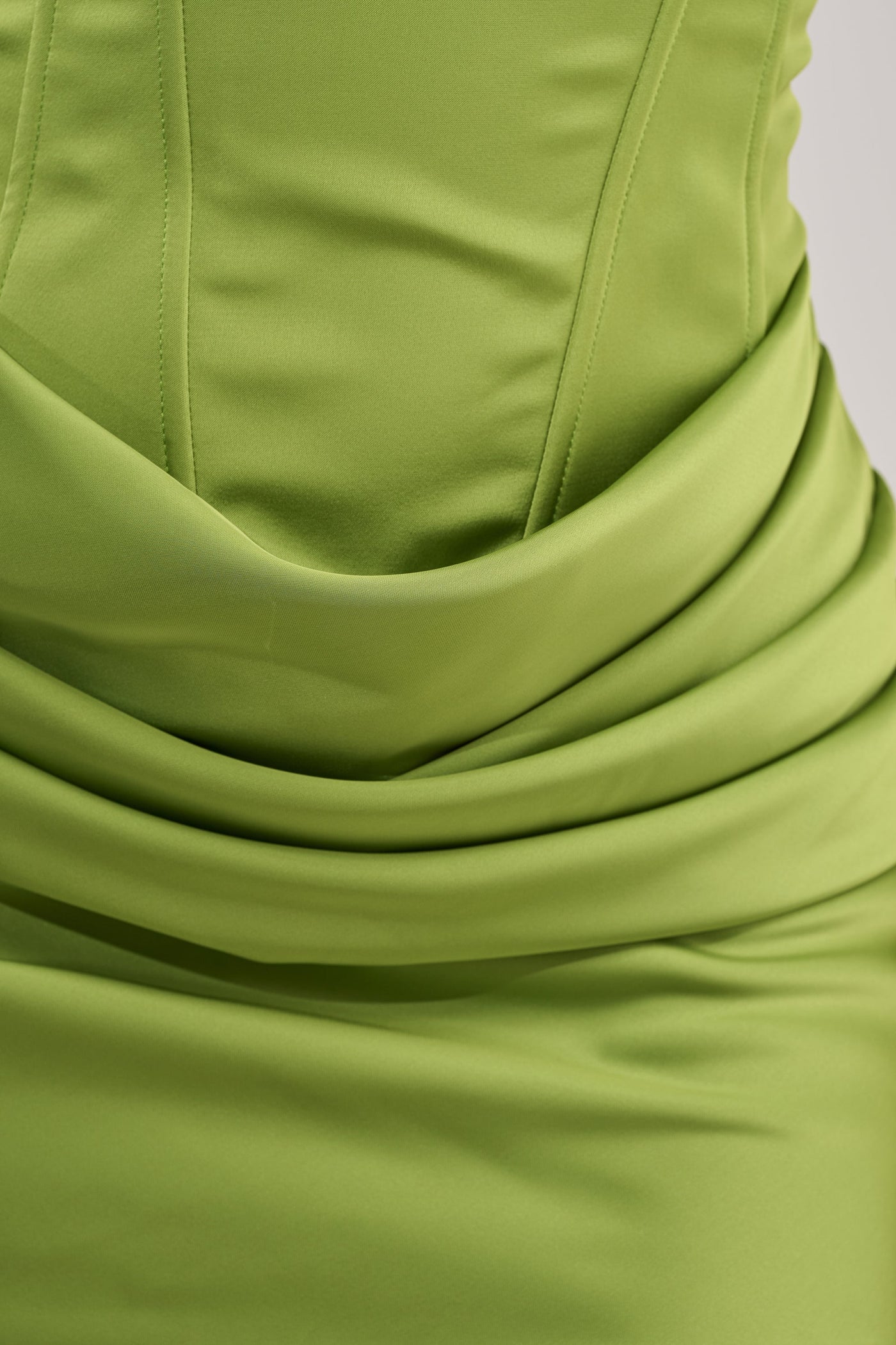 NO COMPETITION STRAPLESS SATIN MINI DRESS IN CHARTREUSE