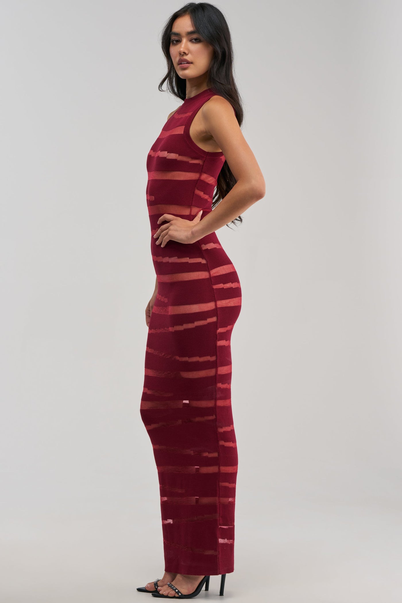 CUT IT OUT SLEEVELESS KNIT MAXI DRESS IN BURGUNDY