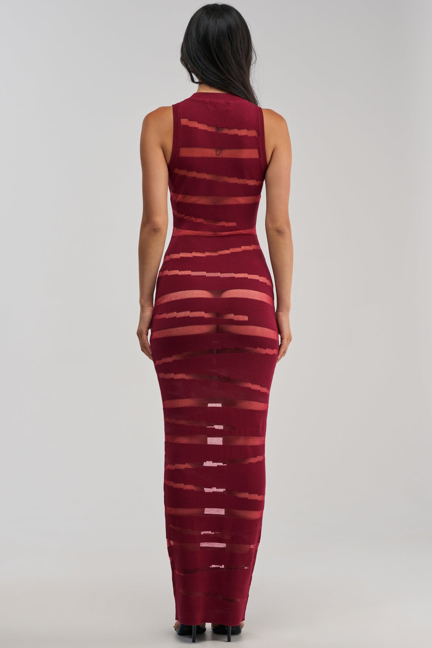 CUT IT OUT SLEEVELESS KNIT MAXI DRESS IN BURGUNDY