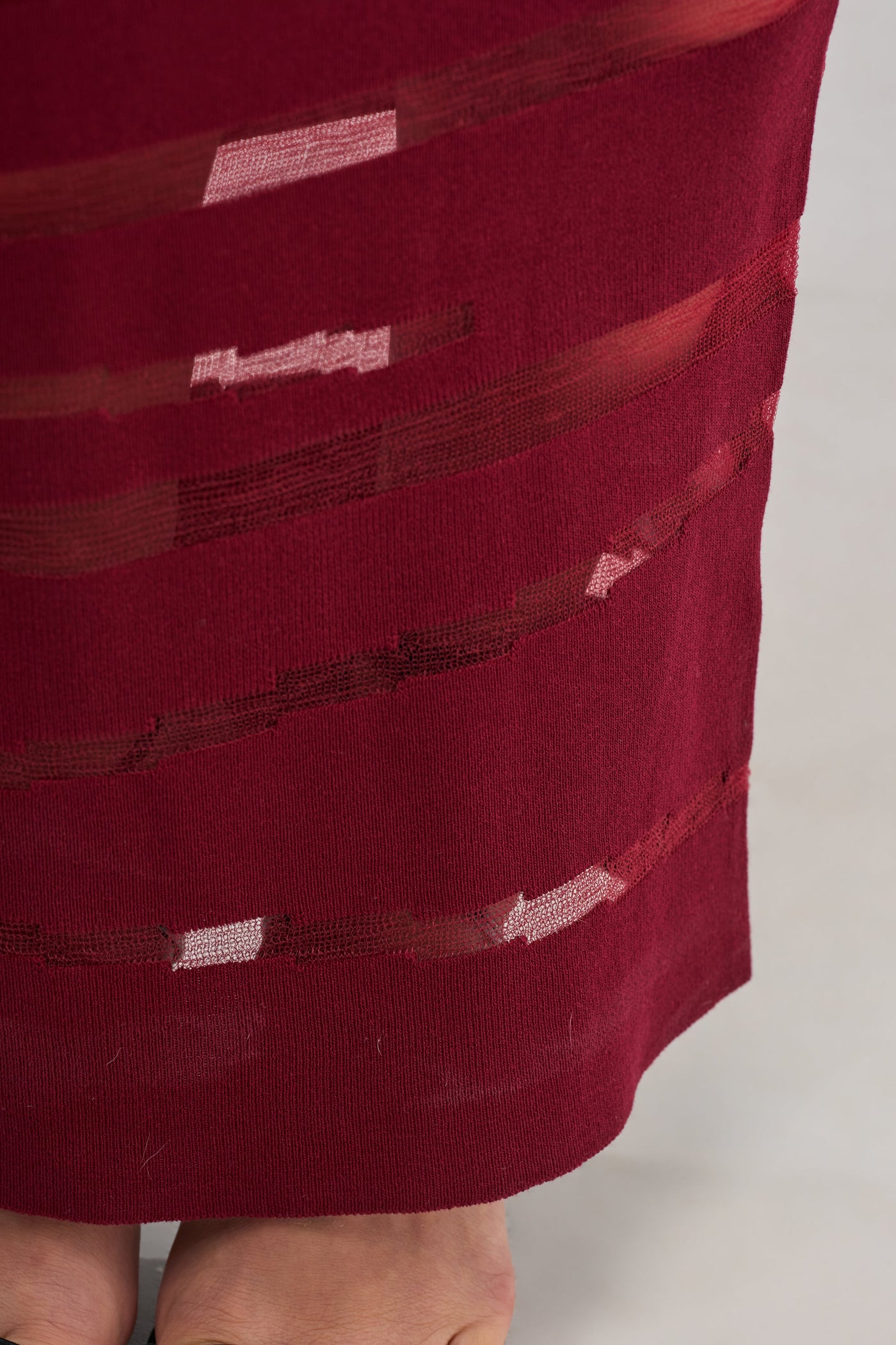 CUT IT OUT SLEEVELESS KNIT MAXI DRESS IN BURGUNDY
