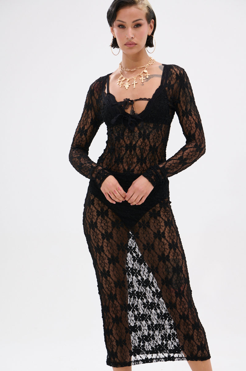 LIZZIE LACE MAXI DRESS
