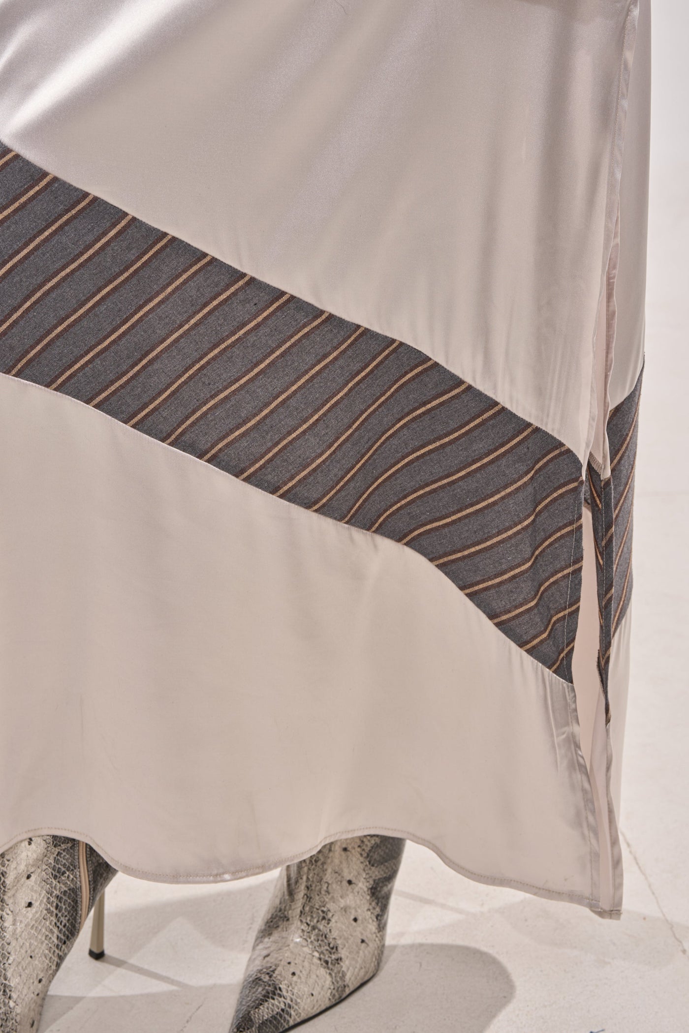 BONDI PATCHWORK HOODED MAXI DRESS IN GREY