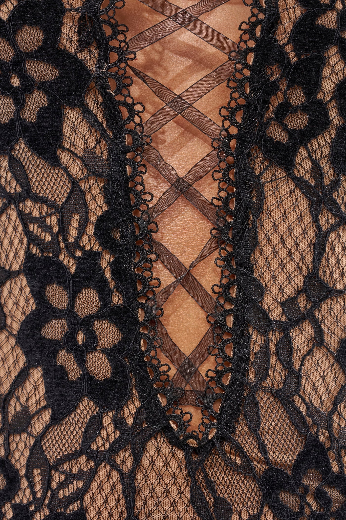LOVESTRUCK LACE COLLARED MINI DRESS