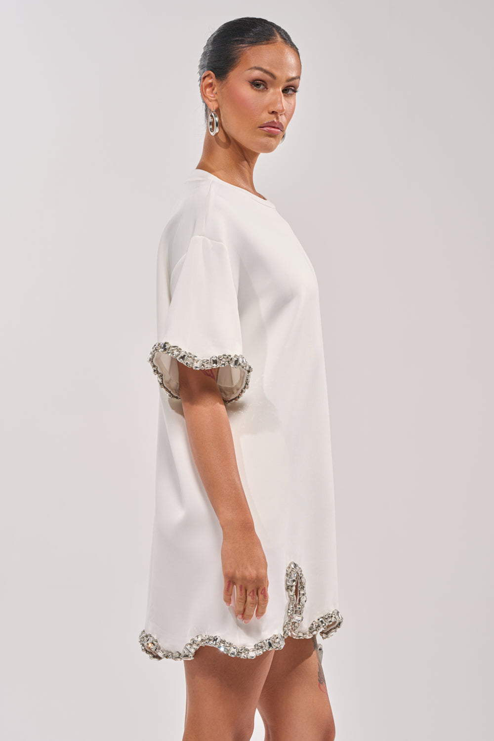 COOL GIRL EMBELLISHED TEE SHIRT DRESS IN WHITE